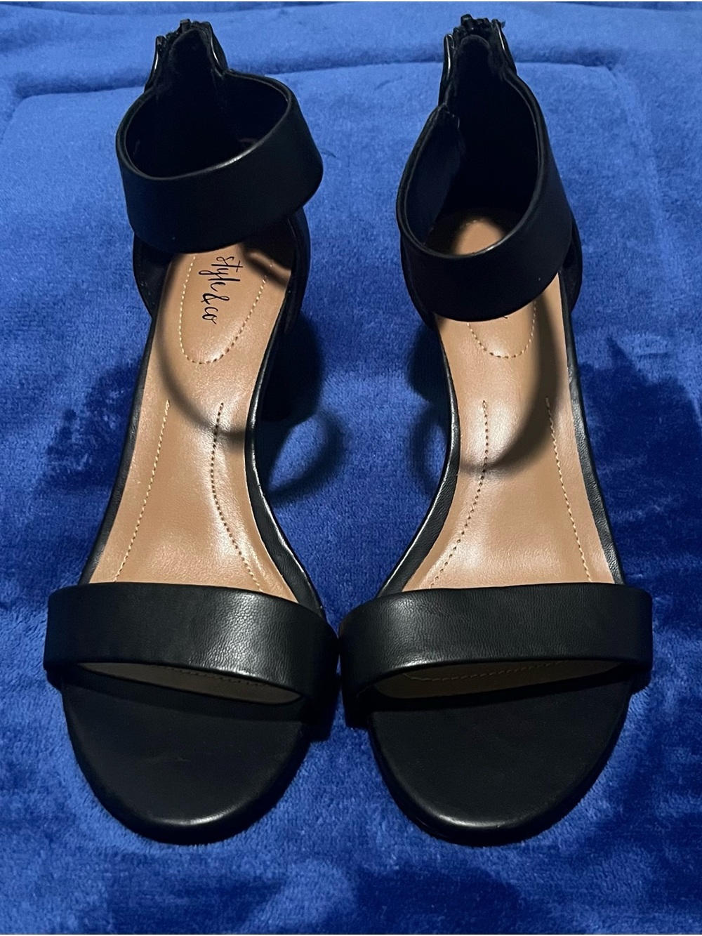Style & Co Black Ankle Strap Heels Size 9 Back Zip Never Worn👠👠